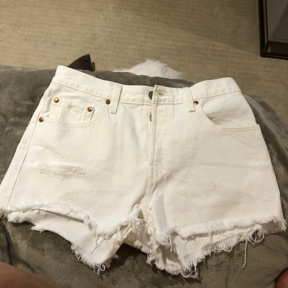 Authentic Levi Jean shorts!!